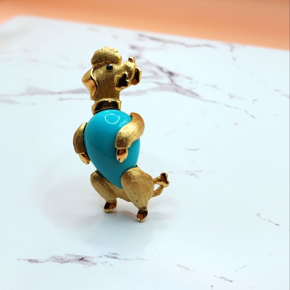 Vintage Crown Trifari Poodle Jelly Belly Brooch